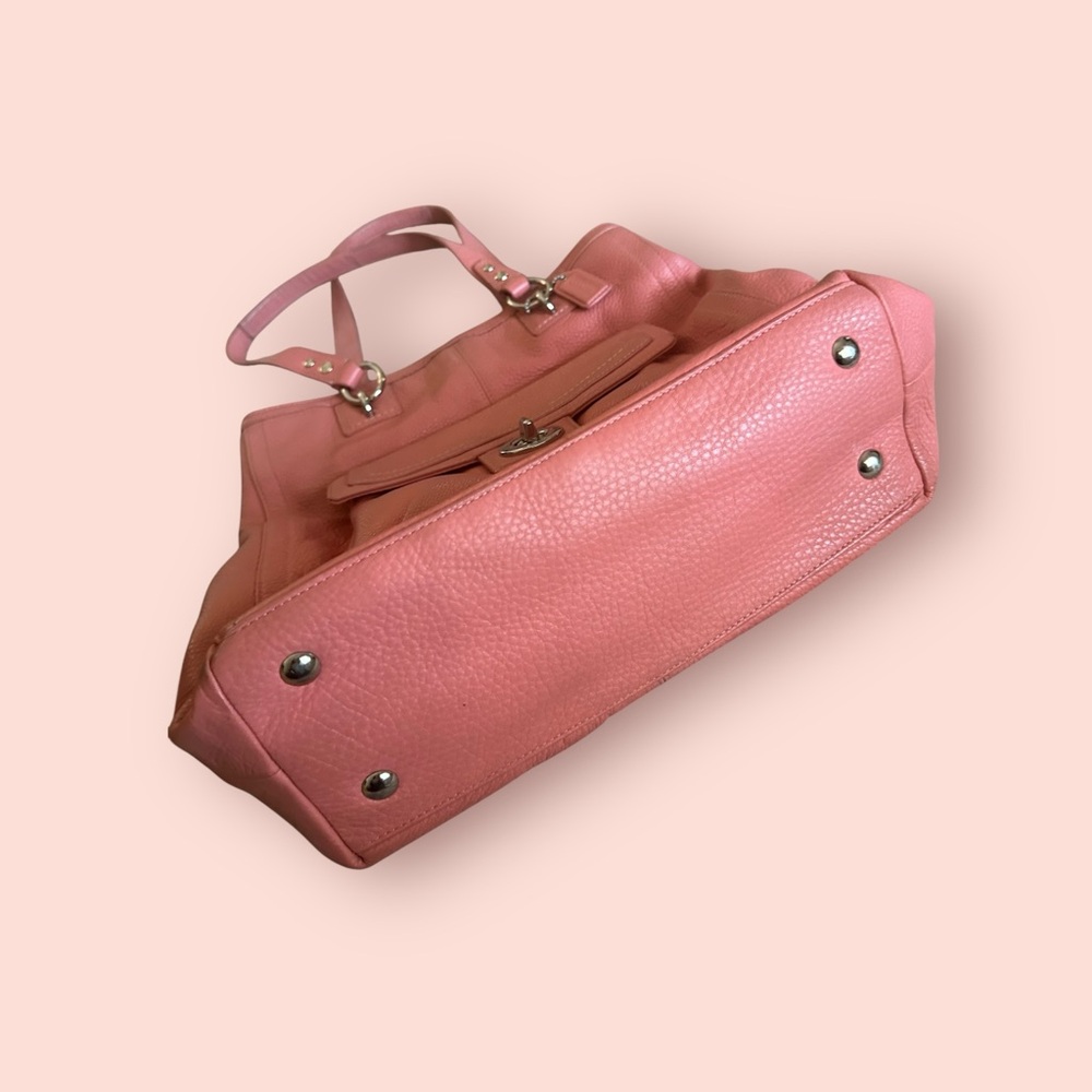 Coach bubble pink pebbled Leather Tote Bag - Picture 2 of 12